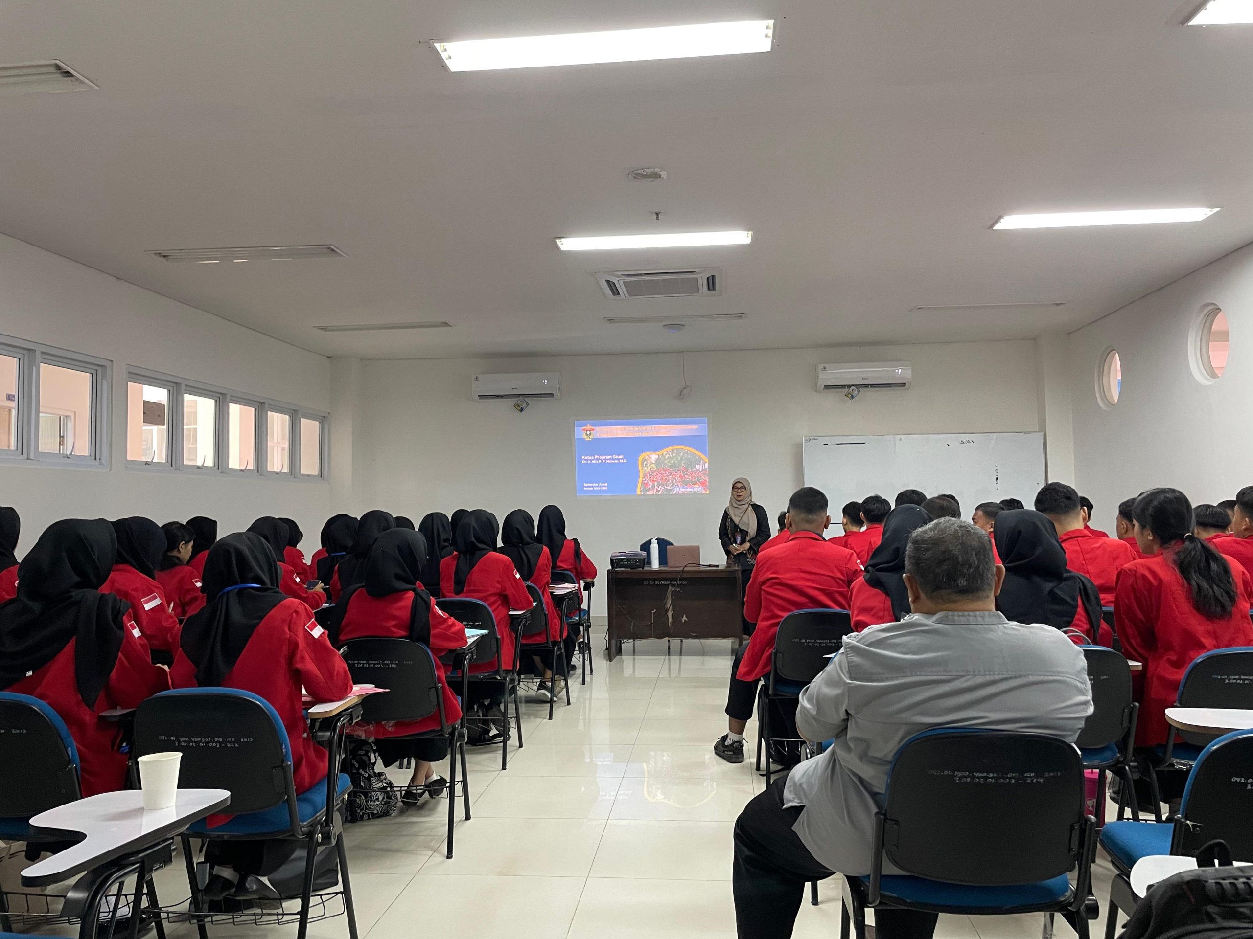 Capture Fisheries Study Program Welcomes New Students for the 2025/2026 Academic Year: A Warm Welcome at PKKMB